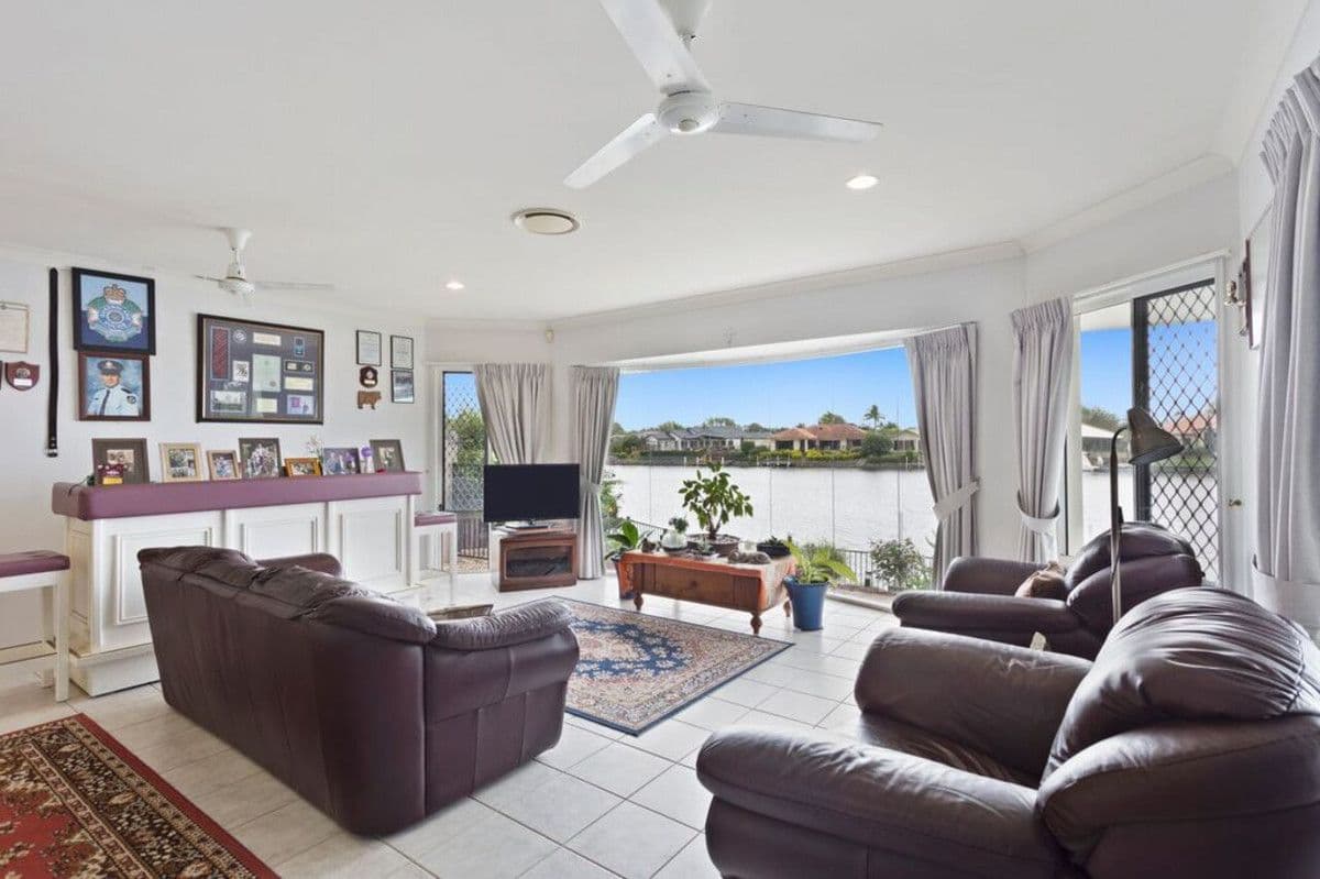 25 Westlake Court, Helensvale QLD 4212, Helensvale - Thumbnail 3