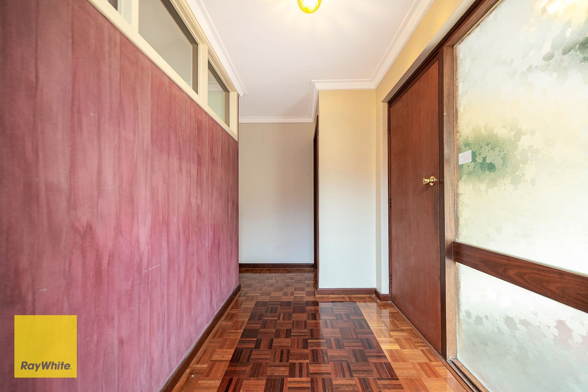 18 Burrinjuck Road, Gooseberry Hill WA 6076, Gooseberry Hill - Thumbnail 2