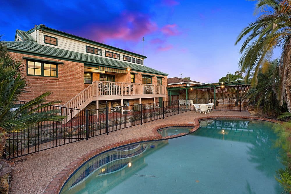 8 Juliana Crescent, Baulkham Hills - Thumbnail 2