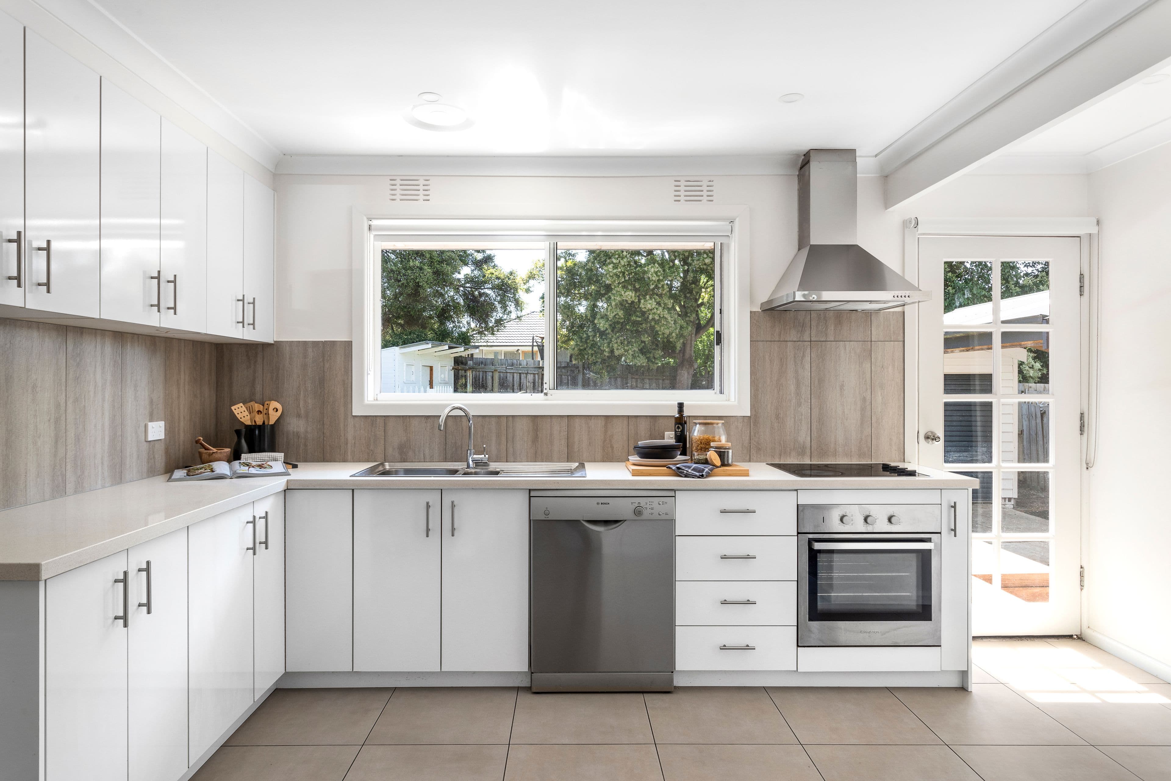 77 Woolston Drive, Frankston South VIC 3199, Frankston South - Thumbnail 7