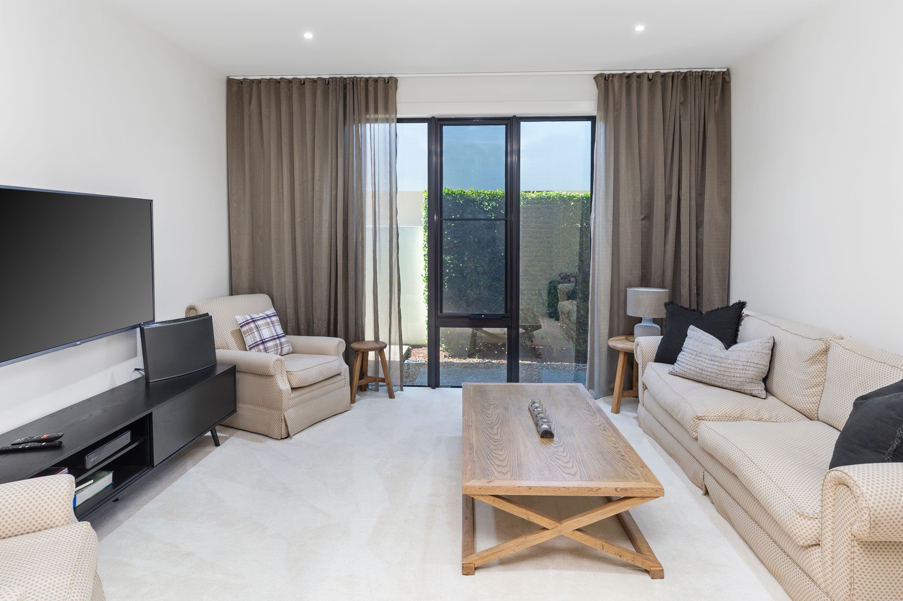 2503 The Estate, Sanctuary Cove QLD 4212, Sanctuary Cove - Thumbnail 8