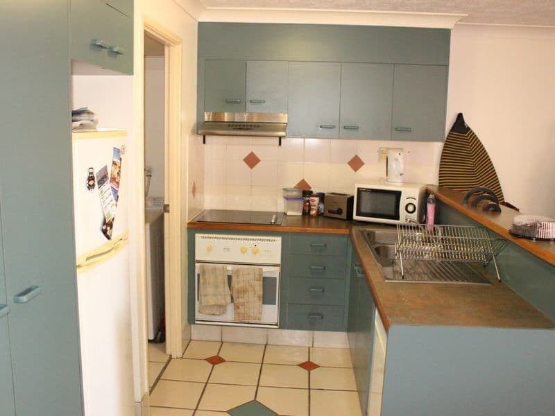 7 Robert Street, LABRADOR QLD 4215, Labrador - Thumbnail 2