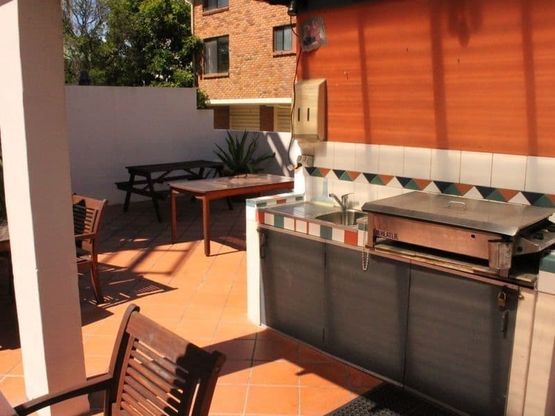 7 Robert Street, LABRADOR QLD 4215, Labrador - Thumbnail 7
