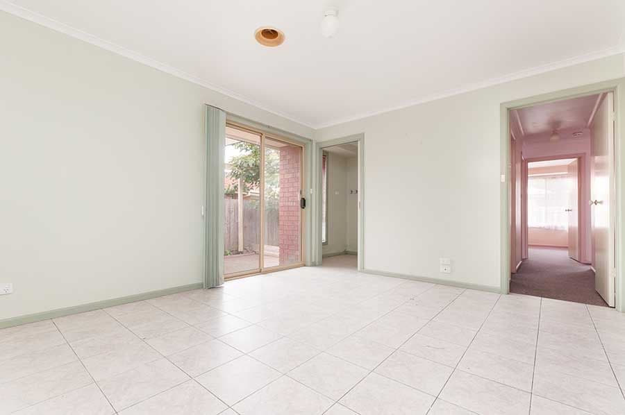 17 Abercarn Avenue, Craigieburn VIC 3064, Craigieburn - Thumbnail 4