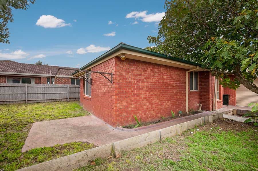 17 Abercarn Avenue, Craigieburn VIC 3064, Craigieburn - Thumbnail 6