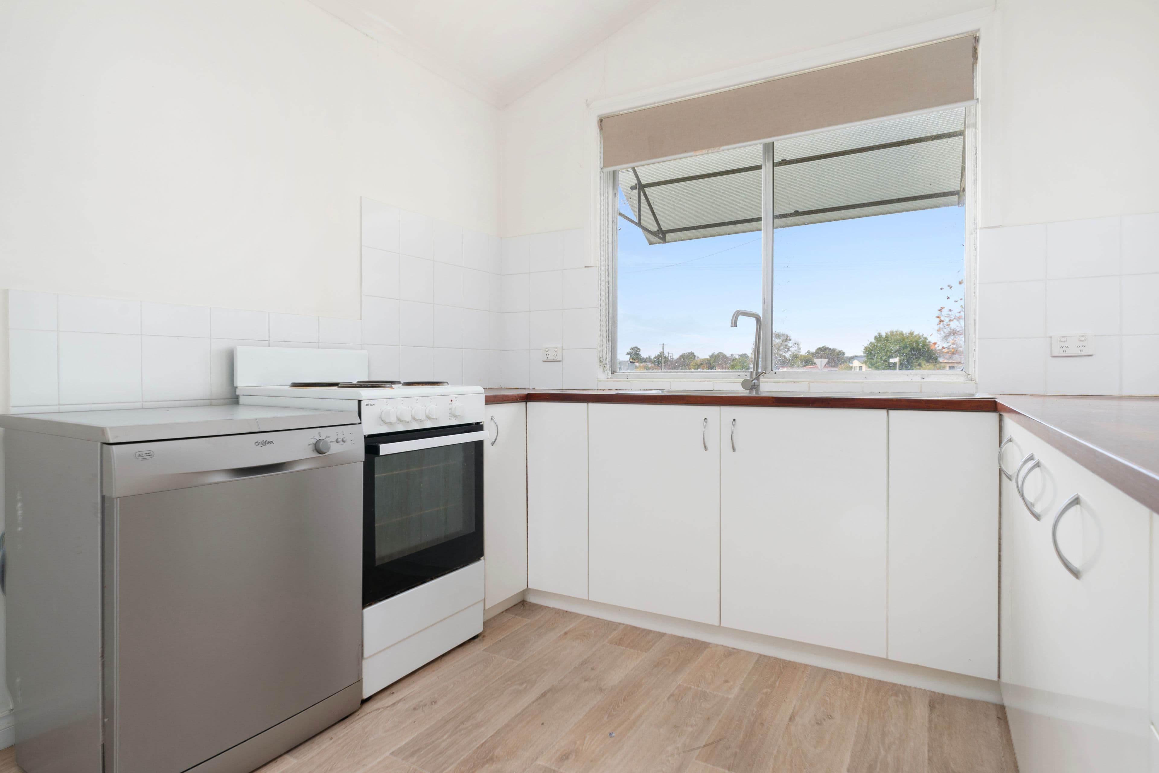 25 Melville Street, Culcairn NSW 2660, Culcairn - Thumbnail 2