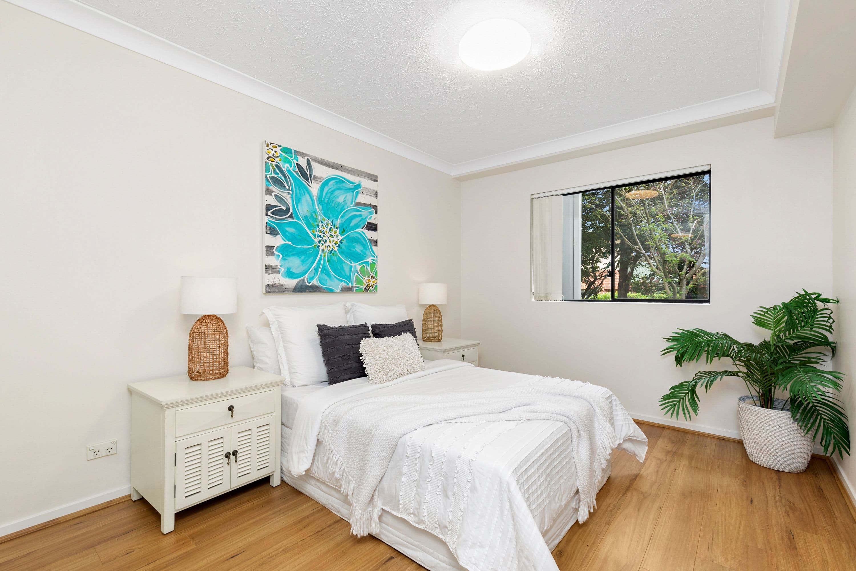 74-76 Old Pittwater Road, Brookvale NSW 2100, Brookvale - Thumbnail 3
