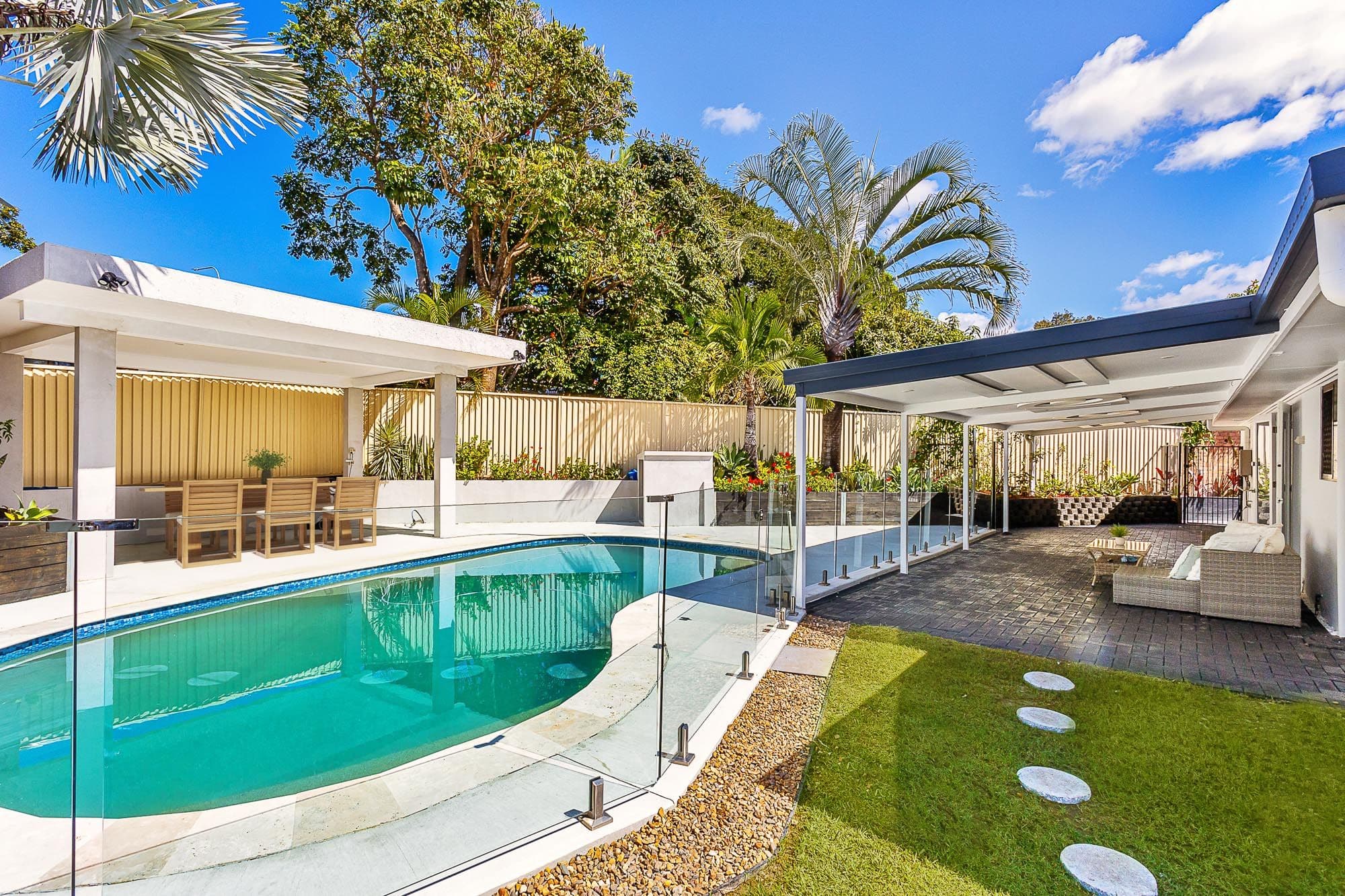 11 Buring Court, Highland Park QLD 4211, Highland Park - Thumbnail 3