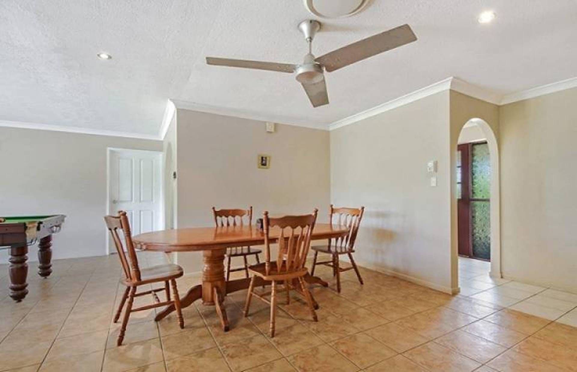25 Tamworth Drive, HELENSVALE QLD 4212, Helensvale - Thumbnail 8