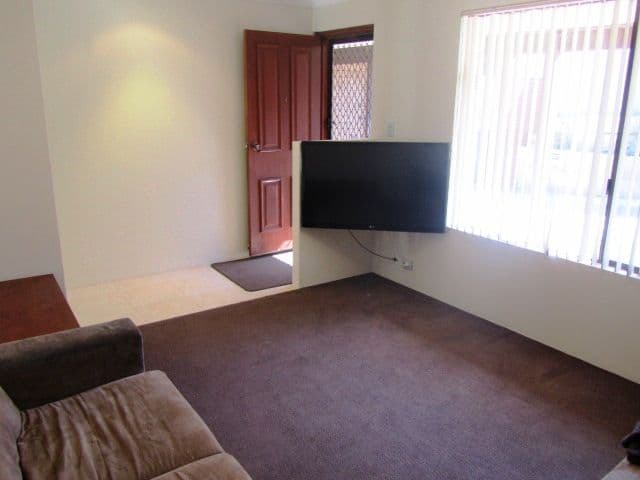 15 Cessford Close, LEDA WA 6170, Leda - Thumbnail 7