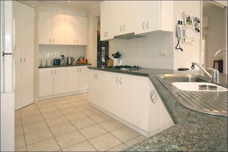 6 Prestbury Drive, VERMONT SOUTH VIC 3133, Vermont South - Thumbnail 2