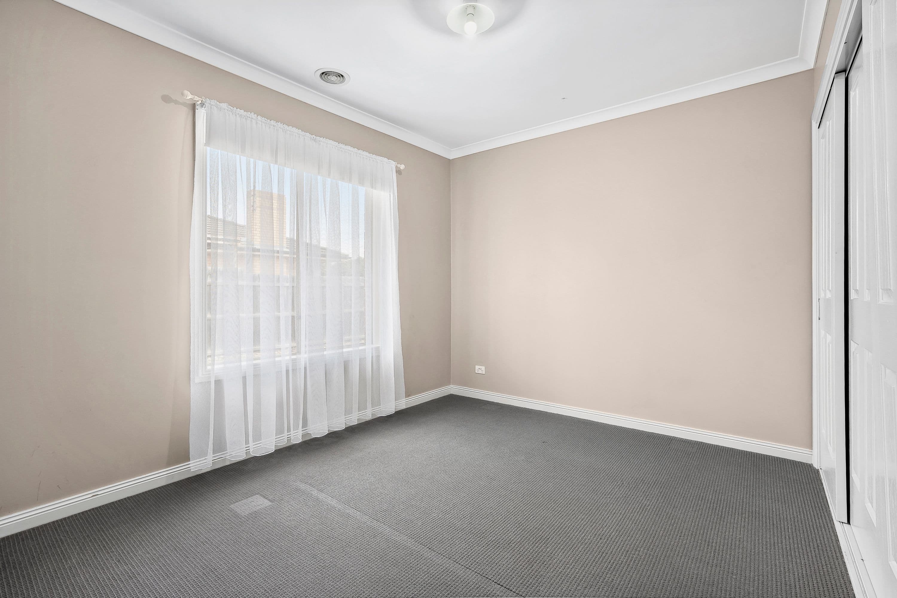 110 Flinders Avenue, Lara VIC 3212, Lara - Thumbnail 5