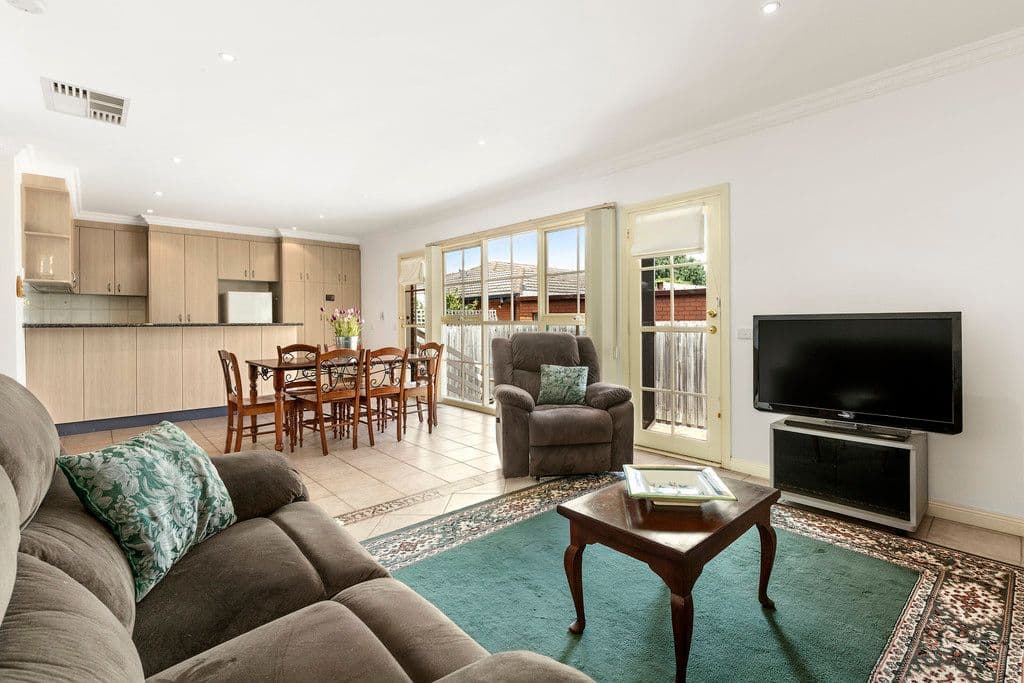 31 Darling Street, Hughesdale VIC 3166, Hughesdale - Thumbnail 2