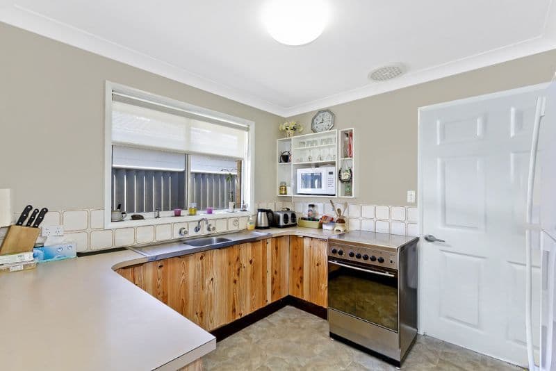 21 Colleen Street, BERKELEY VALE NSW 2261, Berkeley Vale - Thumbnail 7