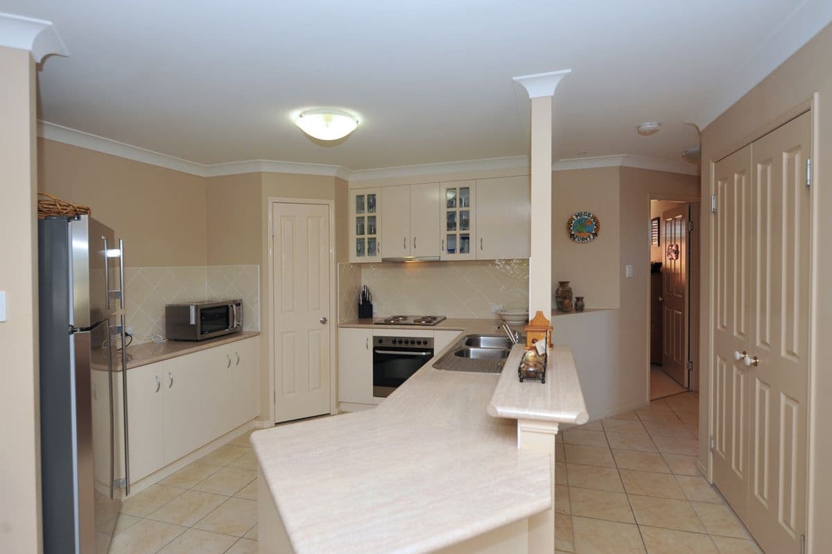 22 Bridget Court, MIDDLE RIDGE QLD 4350, Middle Ridge - Thumbnail 5
