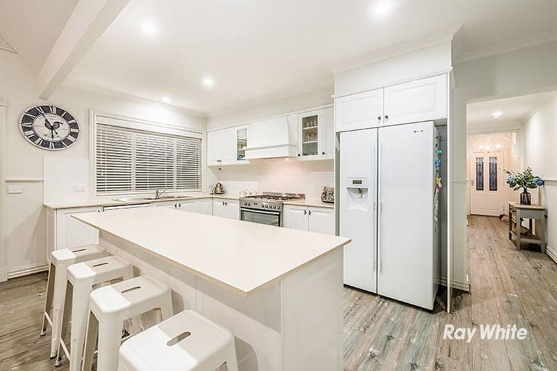 10 Jade Avenue, Koo Wee Rup VIC 3981, Koo Wee Rup - Thumbnail 5