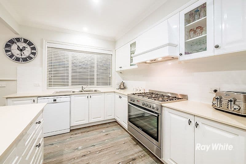 10 Jade Avenue, Koo Wee Rup VIC 3981, Koo Wee Rup - Thumbnail 6