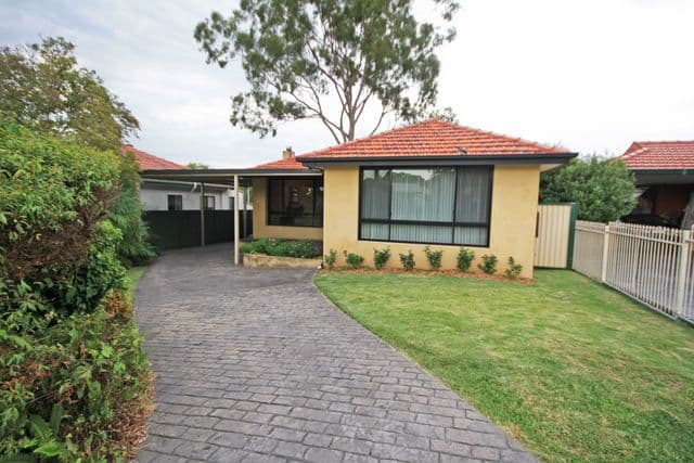 6 Windsor Street, Macquarie Fields NSW 2564, Macquarie Fields - Image 1