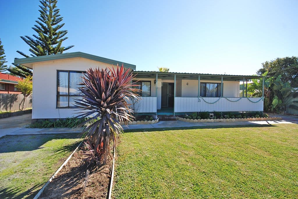 4 Bower Street, Jurien Bay WA 6516, Jurien Bay - Image 1