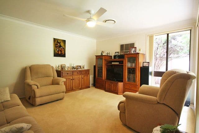 8 Bainbridge Avenue, Ingleburn NSW 2565, Ingleburn - Thumbnail 2