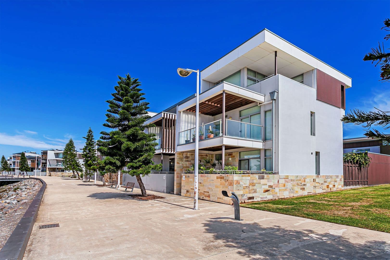 18 Parri Crescent, New Port SA 5015, New Port - Thumbnail 2