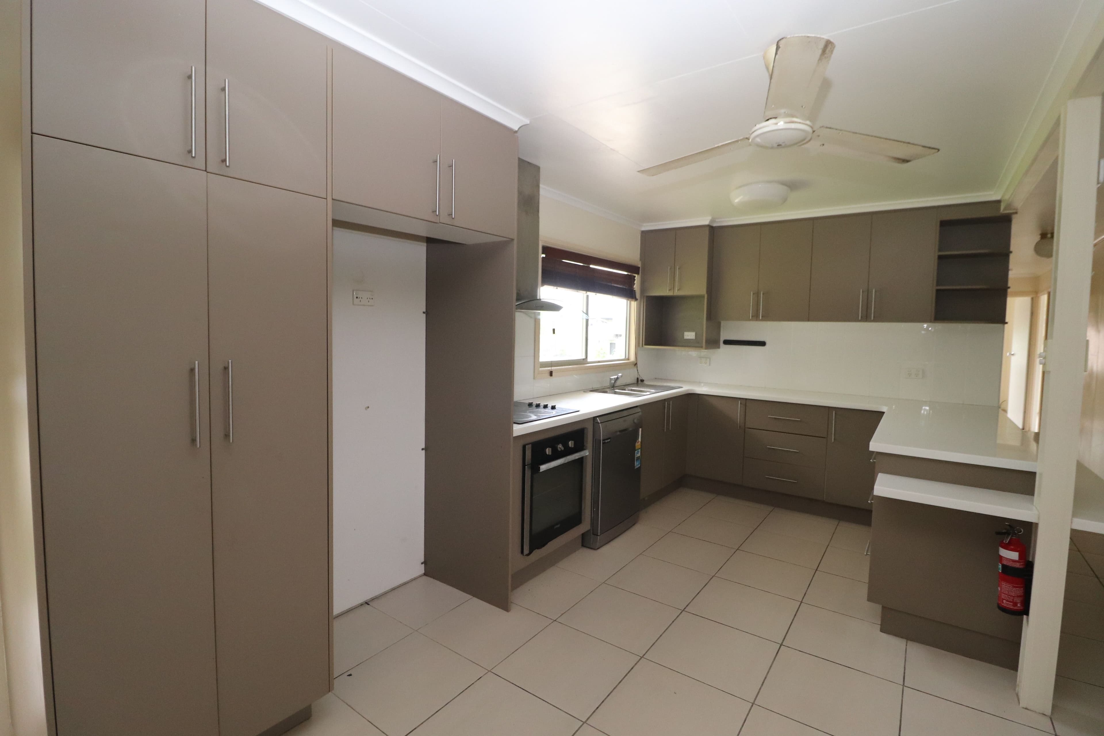8 Morehead Street, Ingham QLD 4850, Ingham - Thumbnail 3