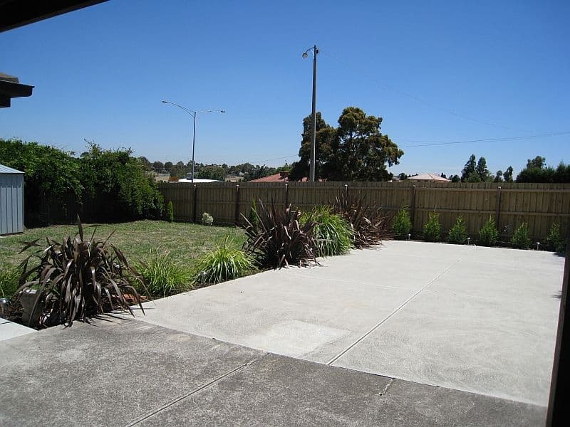 2 Carbon Crescent, MILL PARK VIC 3082, Mill Park - Thumbnail 5
