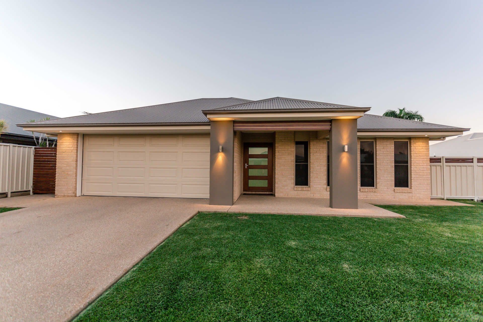 8 Wright Street, Emerald QLD 4720, Emerald - Image 1