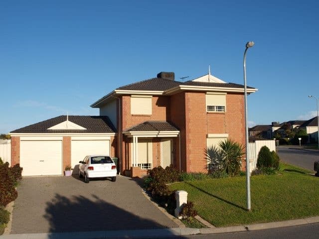 1 Redwood Close, NOARLUNGA DOWNS SA 5168, Noarlunga Downs - Image 1