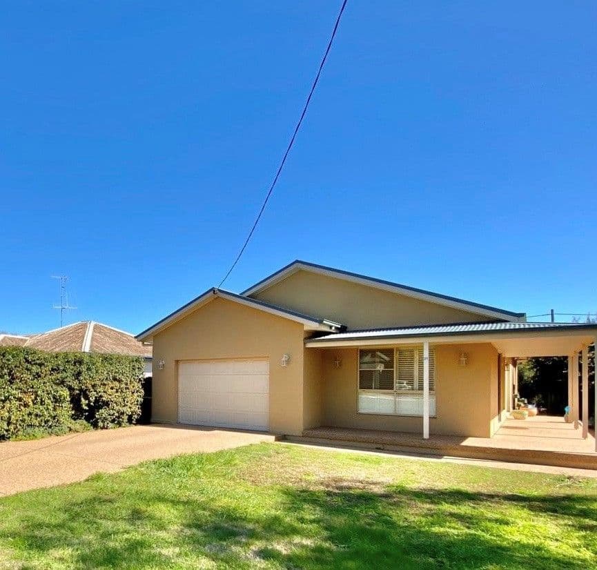 21 Wambat Street, Forbes NSW 2871, Forbes - Image 1