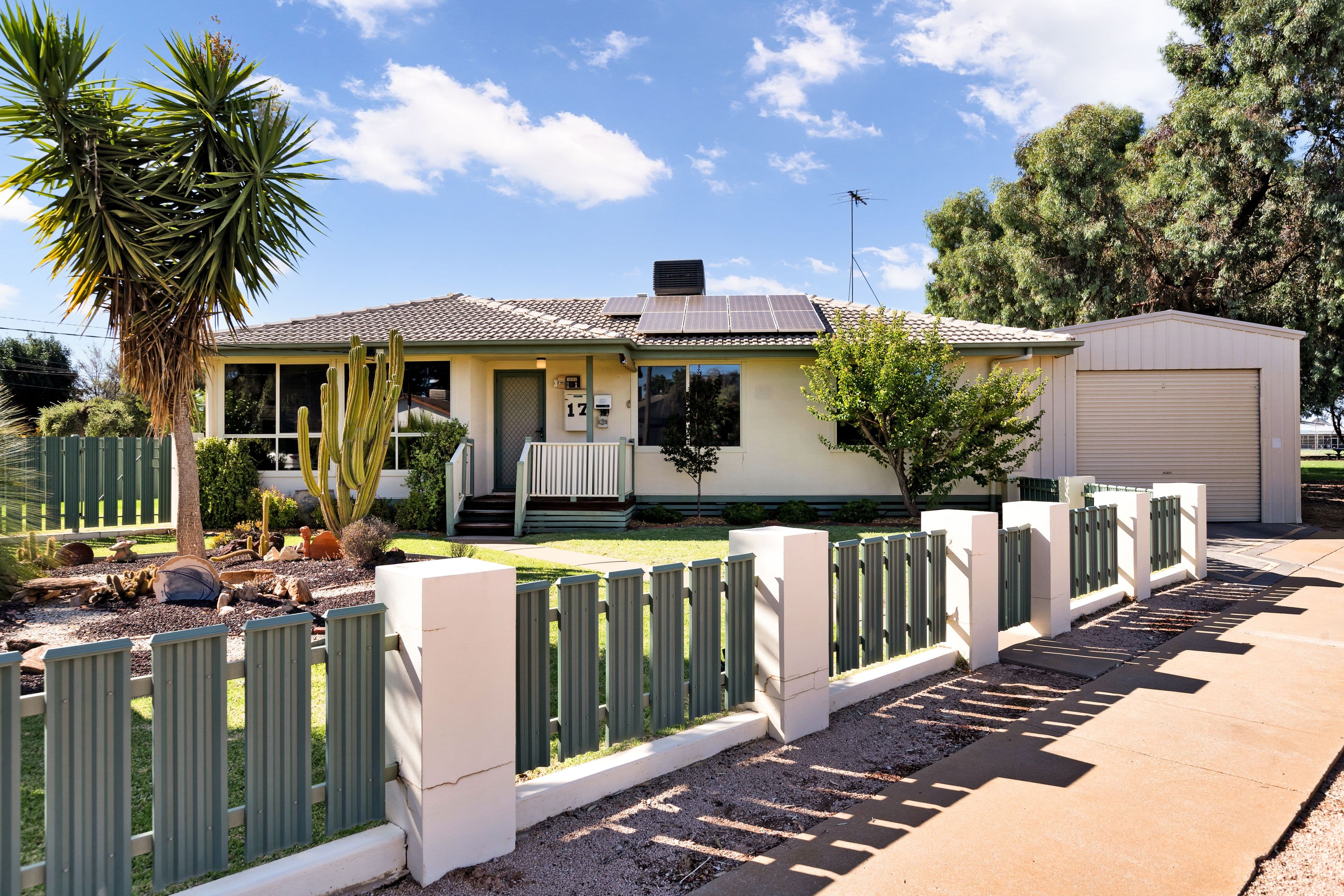 17 Christie Parade, Mildura VIC 3500, Mildura - Thumbnail 2