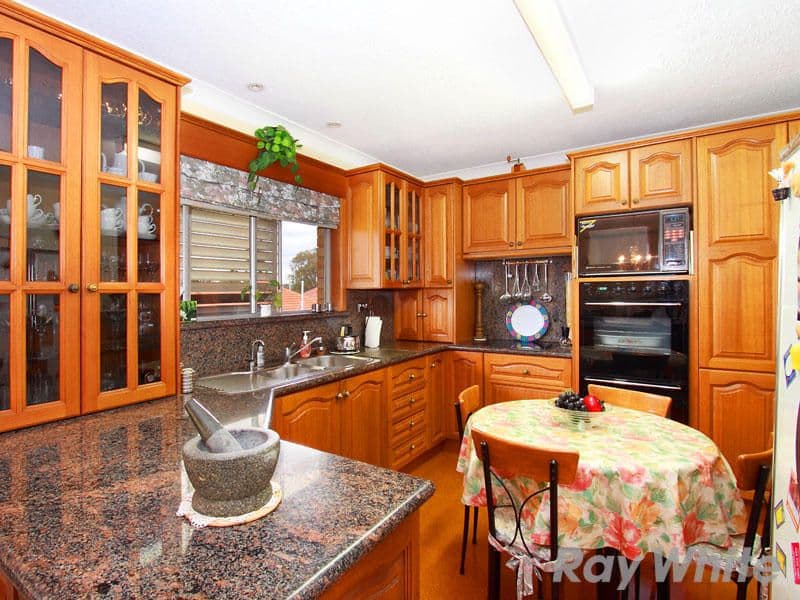 13 Maberley Street, GEEBUNG QLD 4034, Geebung - Thumbnail 2