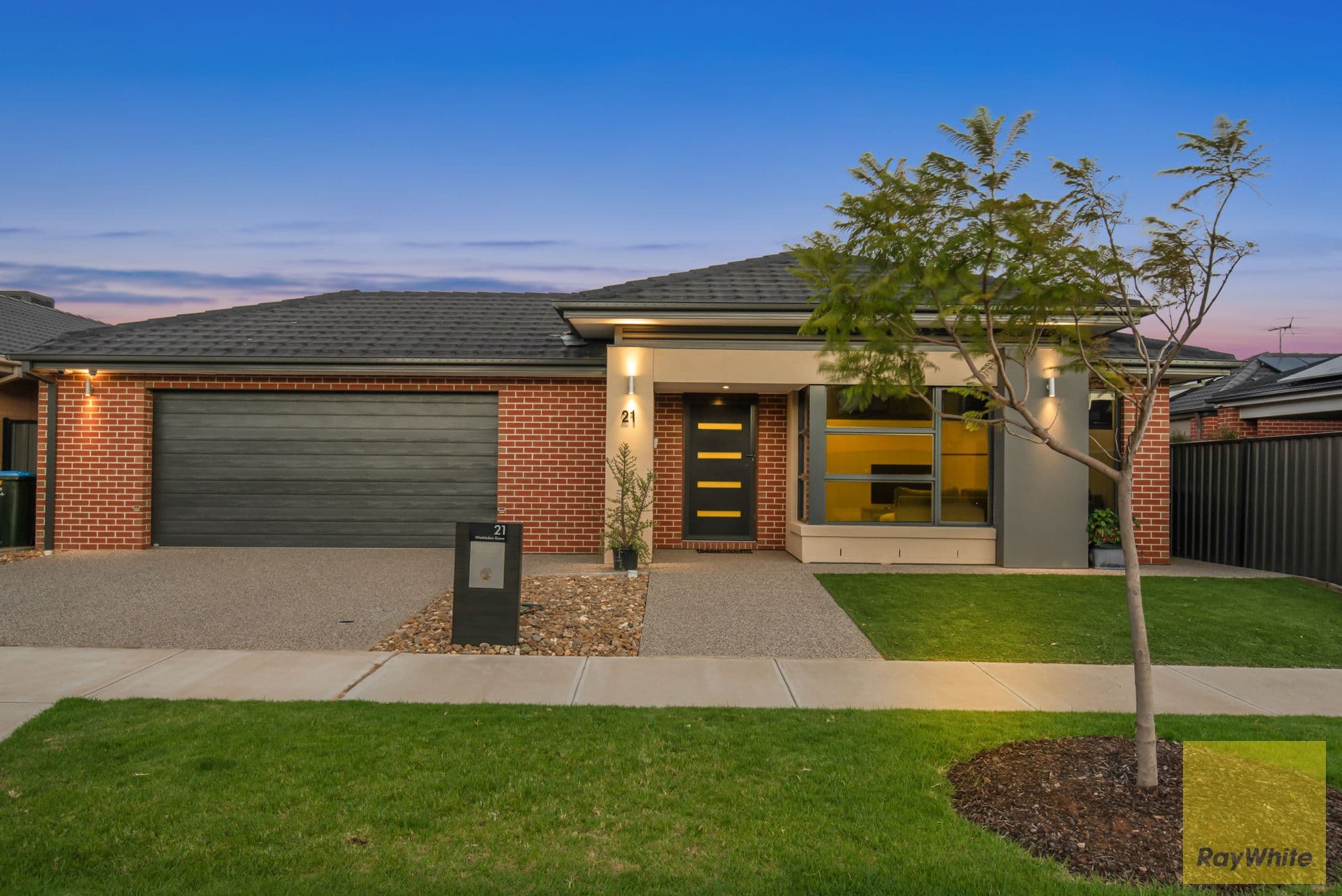 21 Wimbledon Grove, Truganina VIC 3029, Truganina - Image 1
