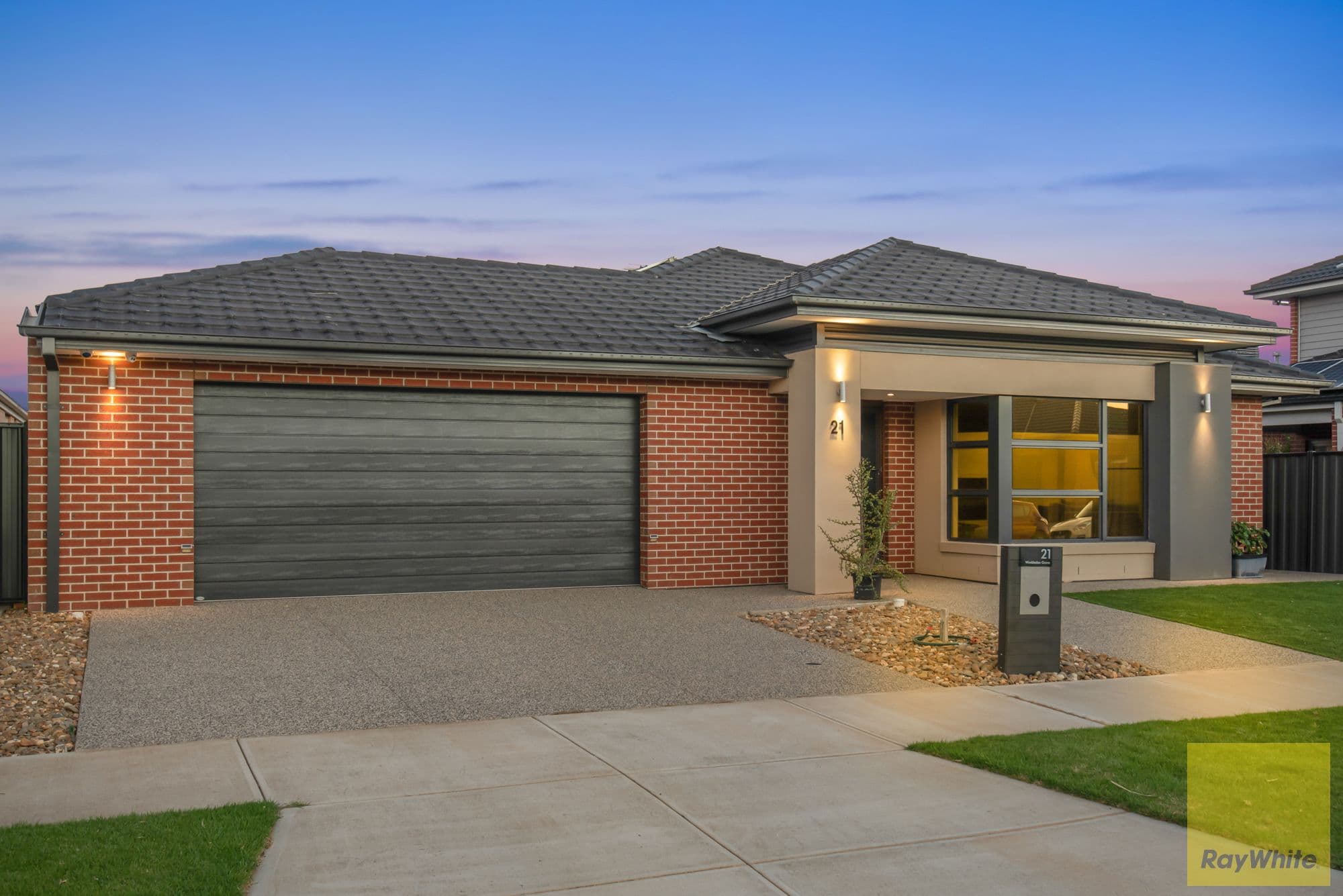 21 Wimbledon Grove, Truganina VIC 3029, Truganina - Thumbnail 2