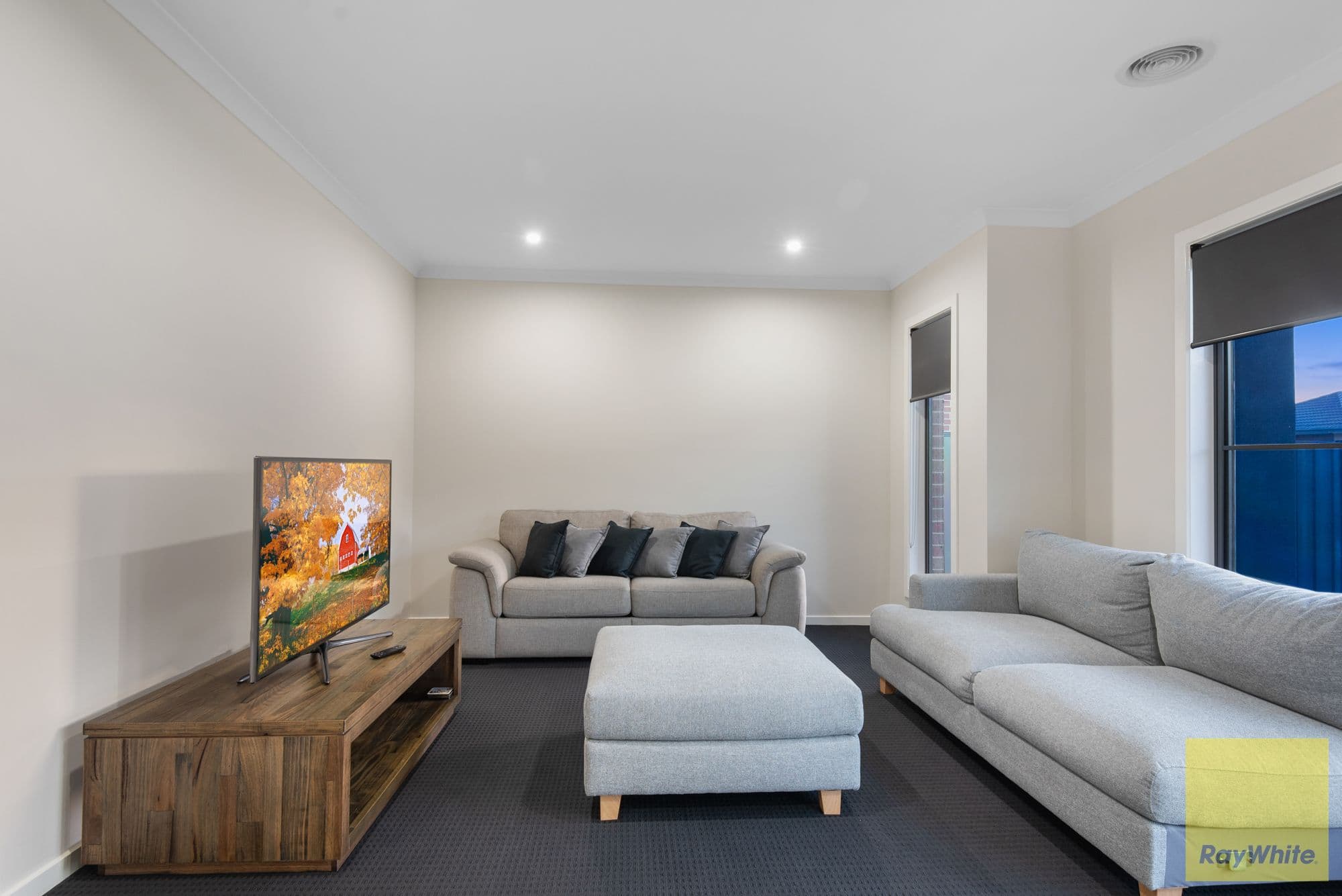 21 Wimbledon Grove, Truganina VIC 3029, Truganina - Thumbnail 4