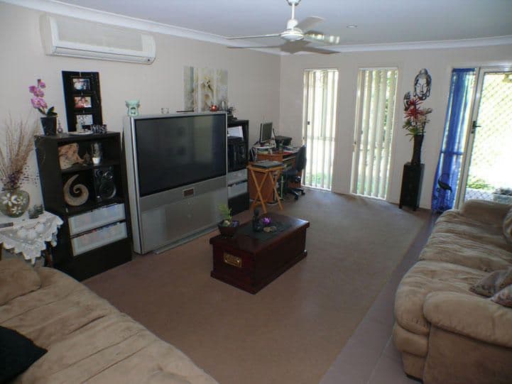 16 Lake Manchester Street, LOGAN RESERVE QLD 4133, Logan Reserve - Thumbnail 2