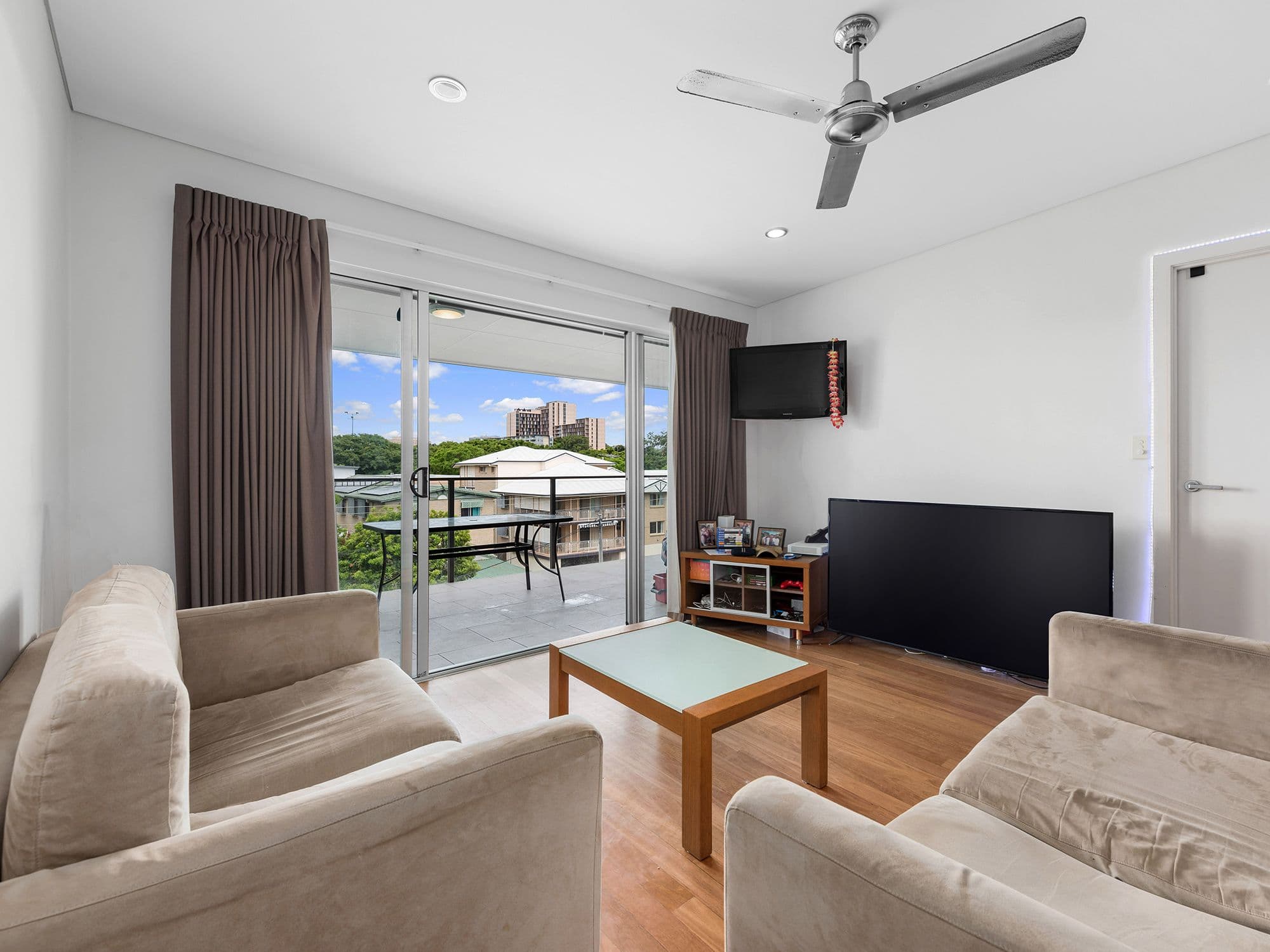 221 Sir Fred Schonell Drive, St Lucia QLD 4067, St Lucia - Thumbnail 2