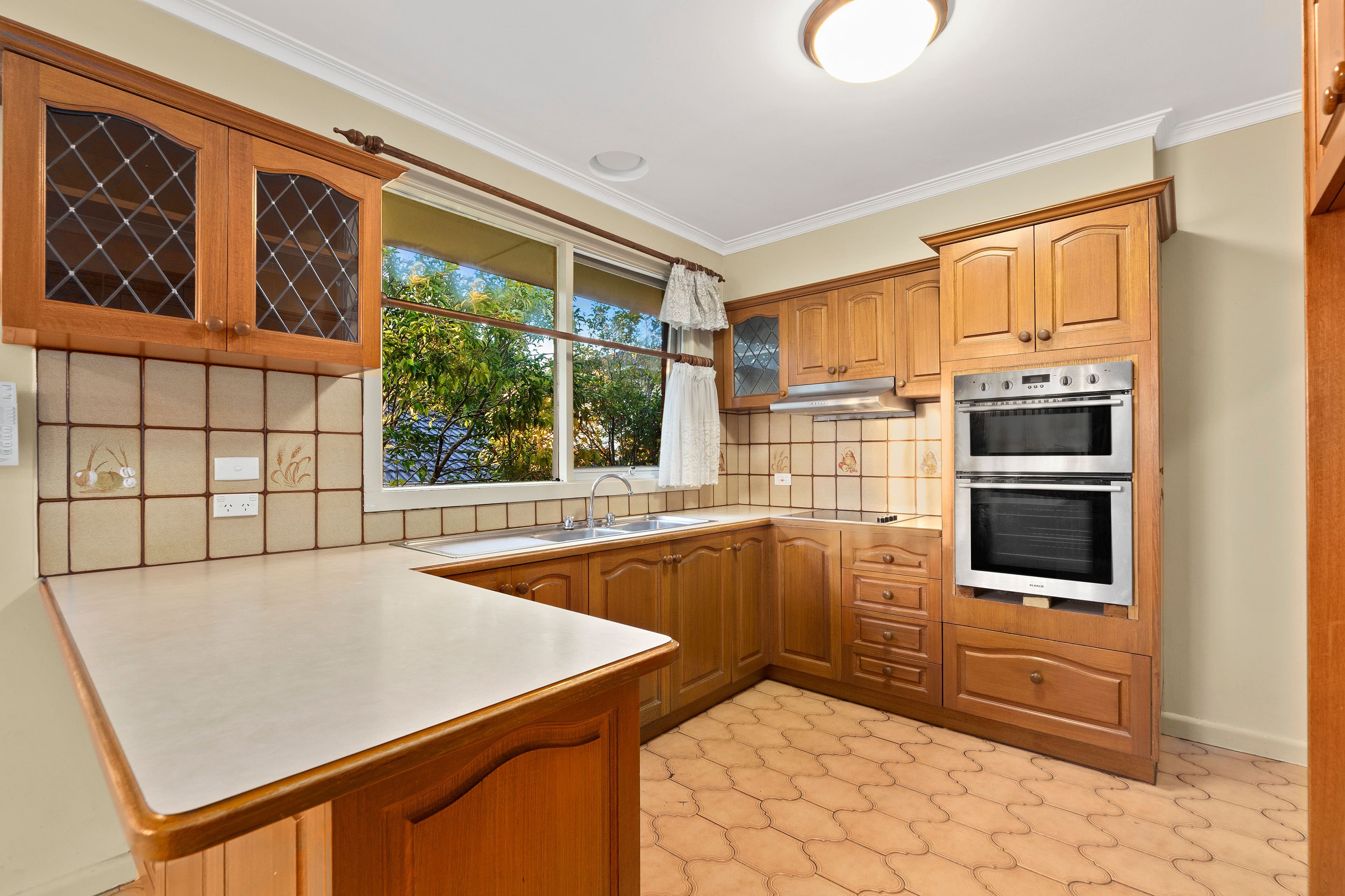 8 Thiele Street, Doncaster VIC 3108, Doncaster - Thumbnail 5