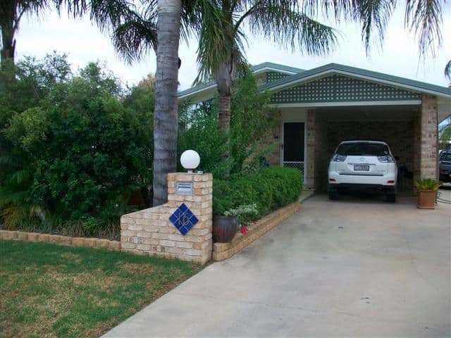 16  Everingham Avenue, ROMA QLD 4455, Roma - Thumbnail 2