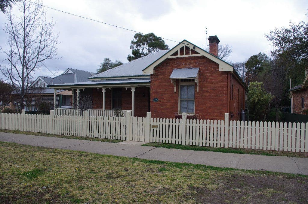 35 Brae Street, Inverell - Image 1