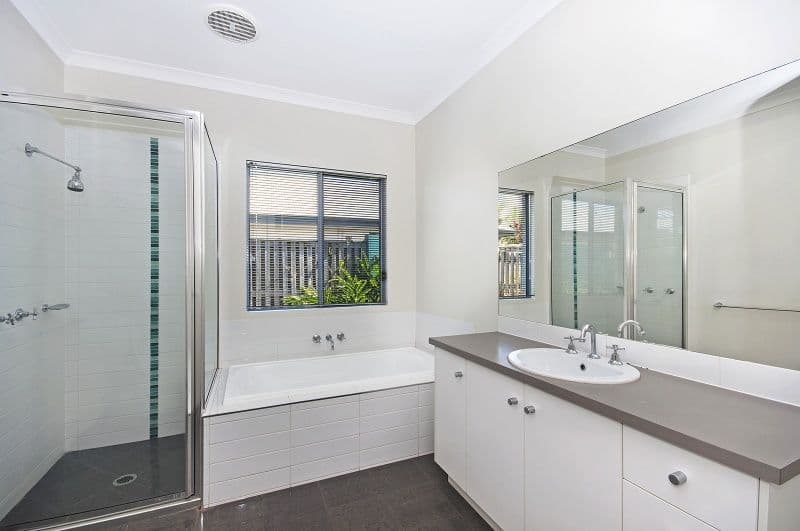 34 Dunlop Street, KELSO QLD 4815, Kelso - Thumbnail 6