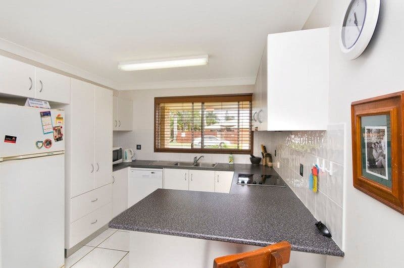 247 Mallawa Drive, PALM BEACH QLD 4221, Palm Beach - Thumbnail 7