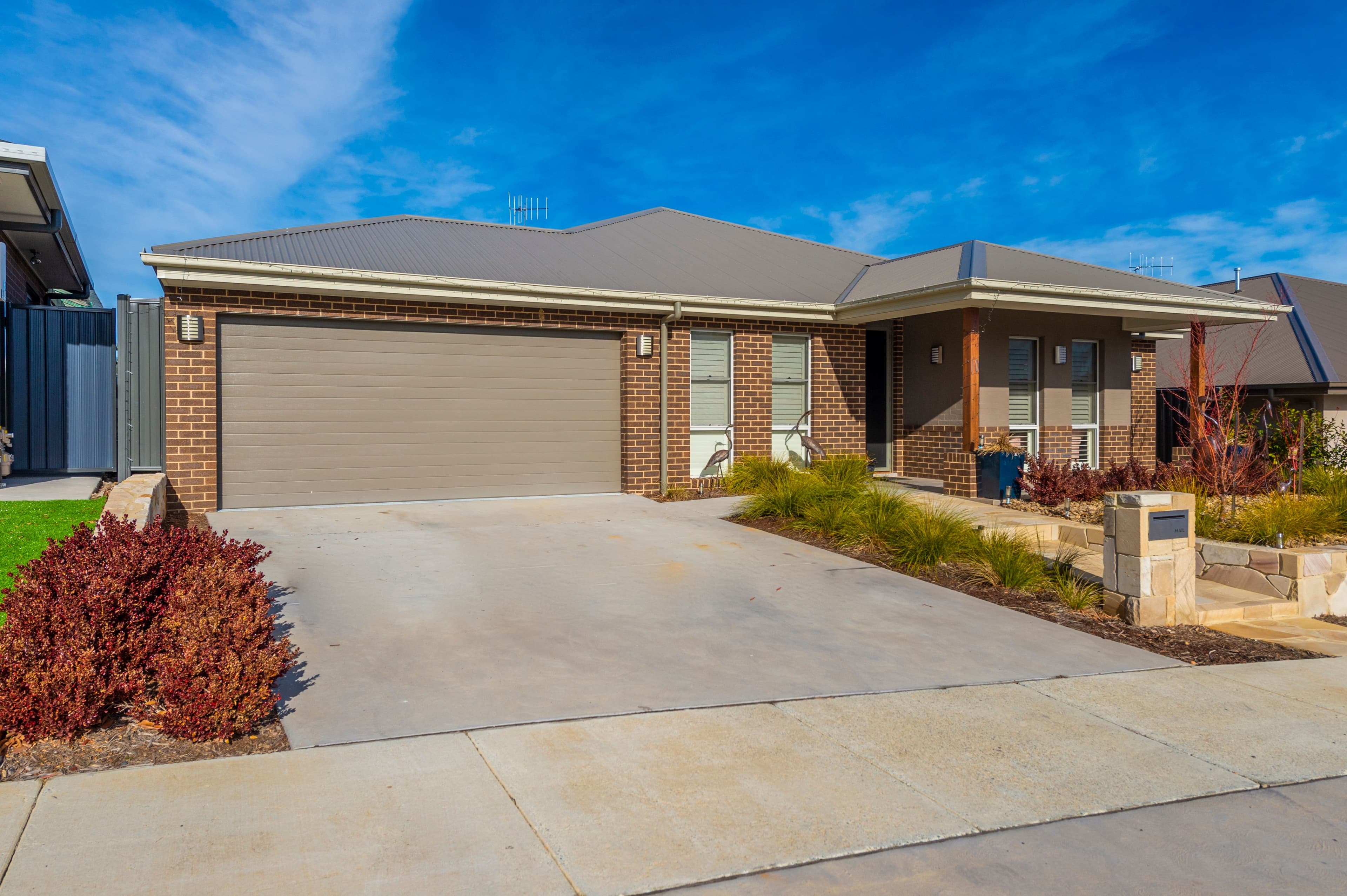 17 Dolly Street, Googong - Image 1