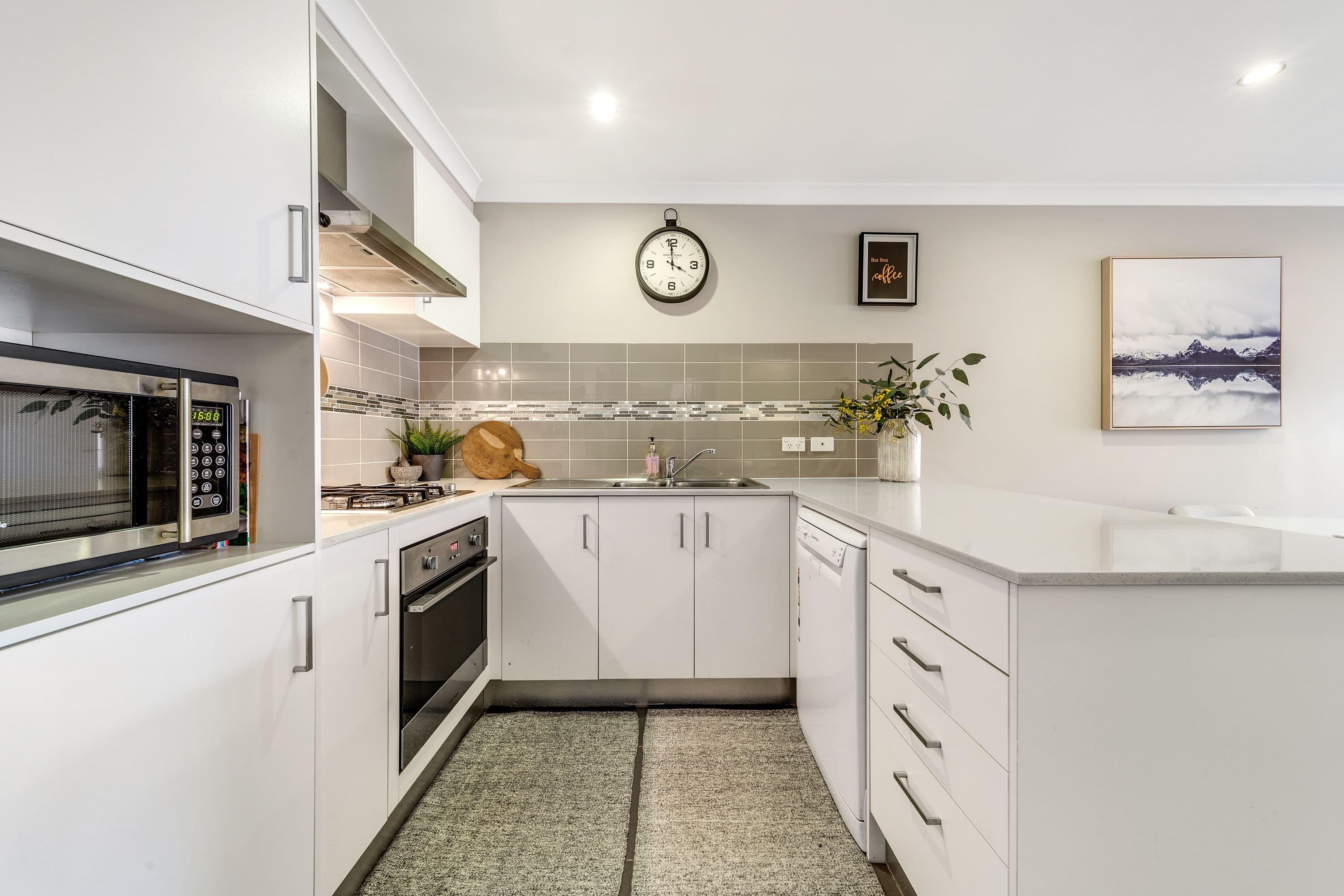 8 Kappakoola Street, Crace ACT 2911, Crace - Thumbnail 3