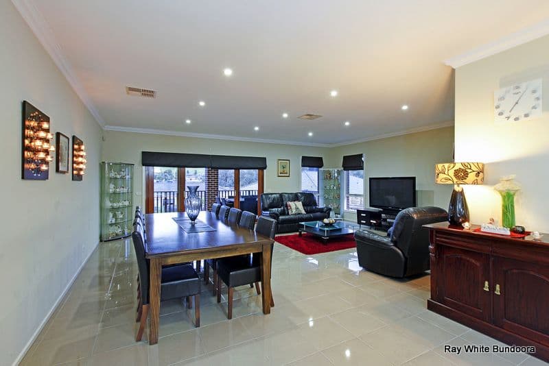 2 Eden Court, SOUTH MORANG VIC 3752, South Morang - Thumbnail 5