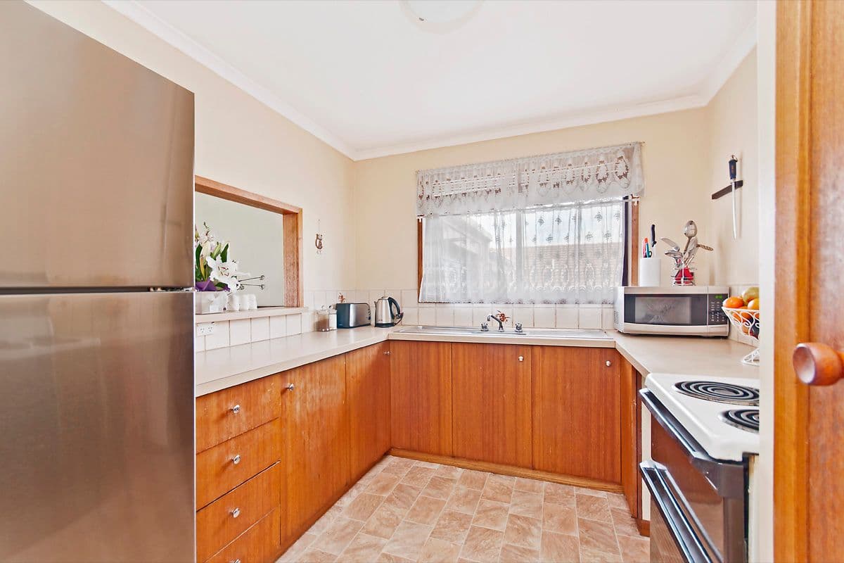 195 Merrivale Drive, WARRNAMBOOL VIC 3280, Warrnambool - Thumbnail 4