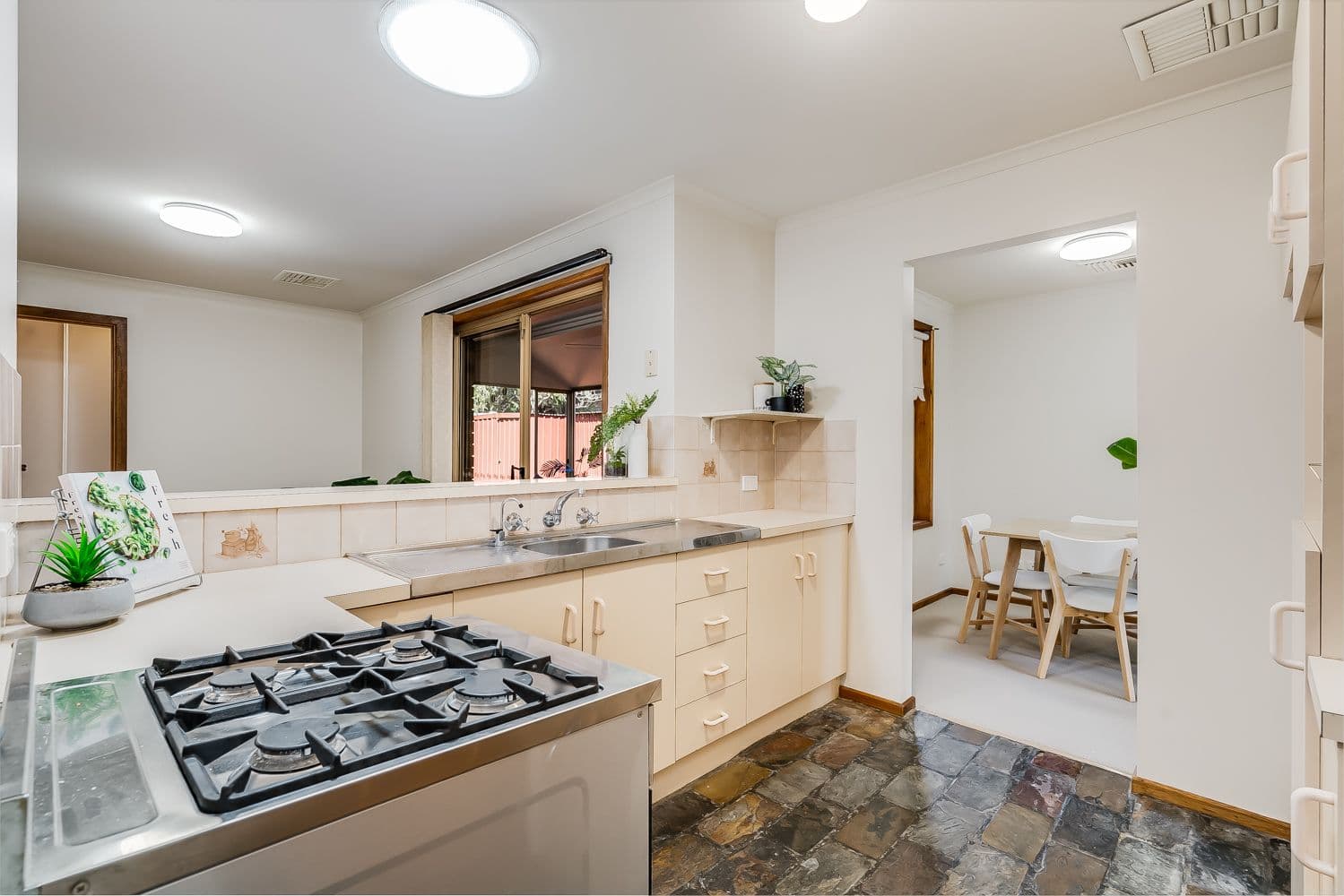 4a Howard Street, Dover Gardens SA 5048, Dover Gardens - Thumbnail 5