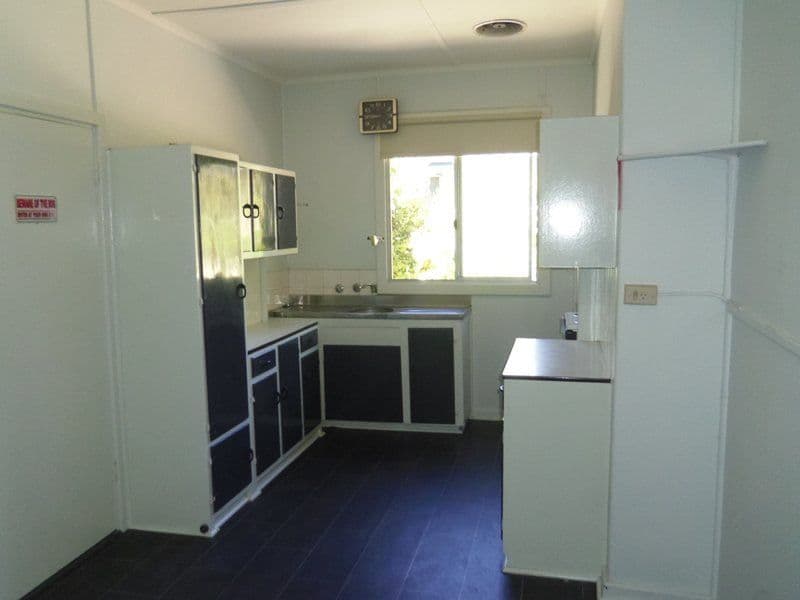 2 Graham Street, Yankalilla SA 5203, Yankalilla - Thumbnail 5