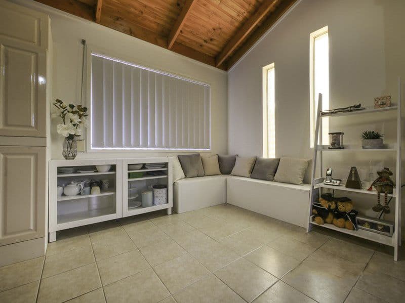 4 Chatswood Road, Springwood QLD 4127, Springwood - Thumbnail 4