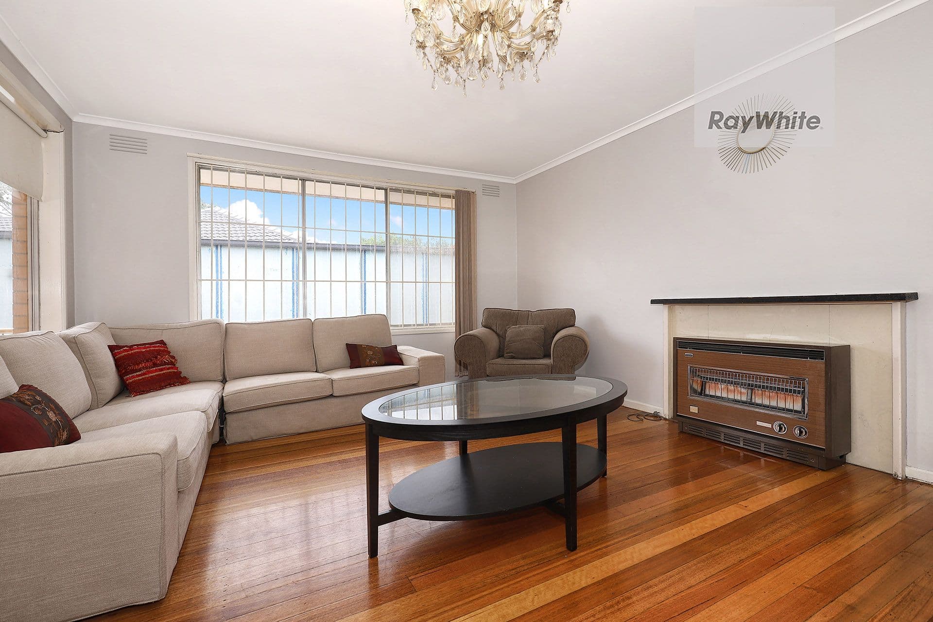 15 Taylor Drive, Gladstone Park VIC 3043, Gladstone Park - Thumbnail 3